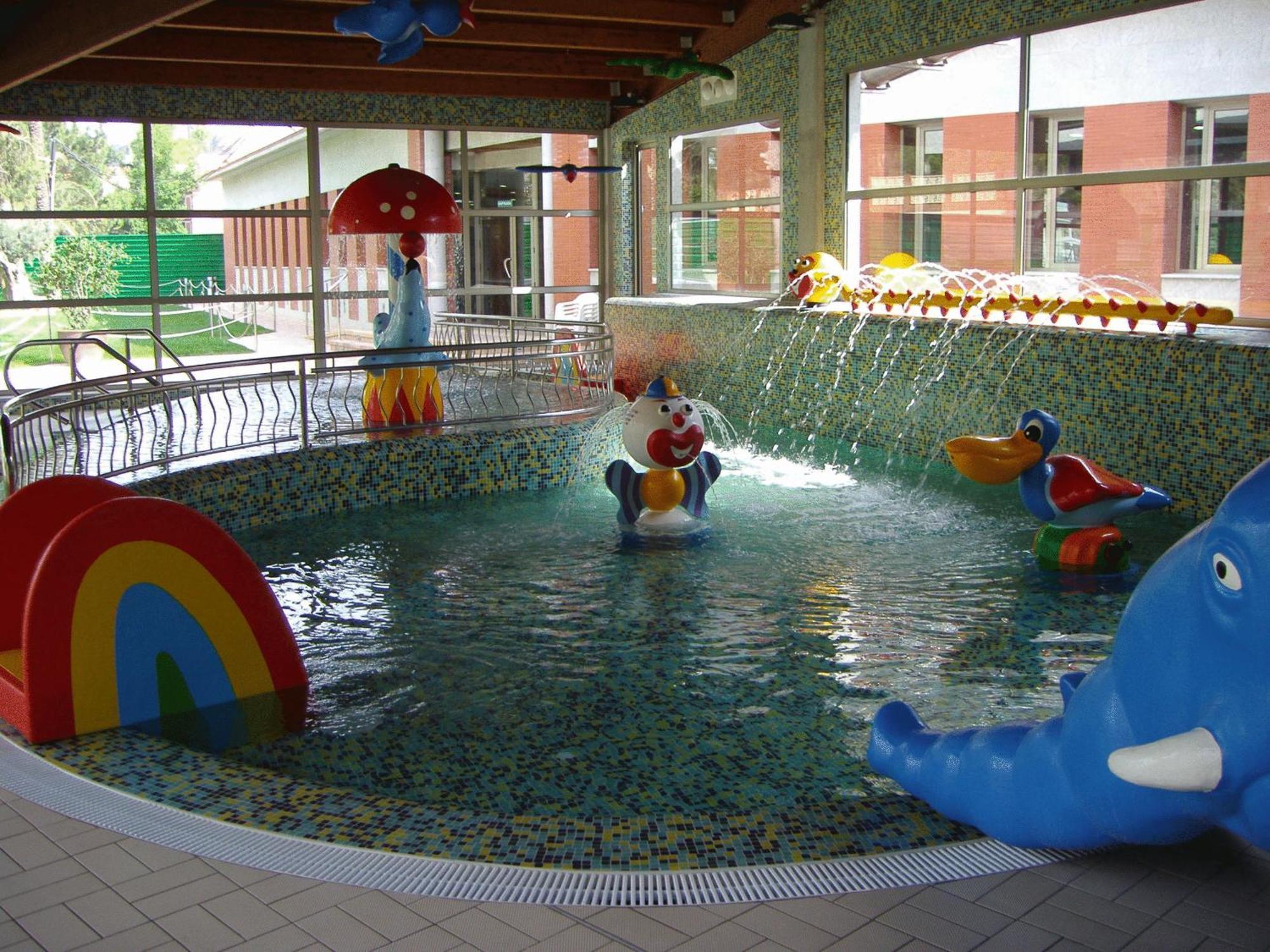 Balneario De Archena - Hotel Leon ภายนอก รูปภาพ